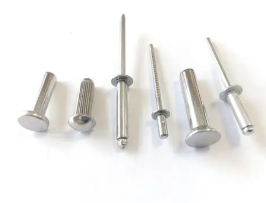 Hur man väljer rätt nitar